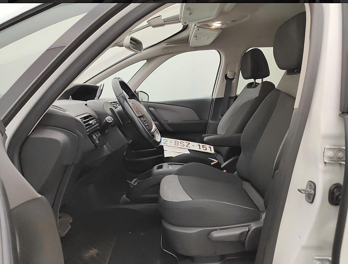 Citroën C4 Grand Spacetourer View 4