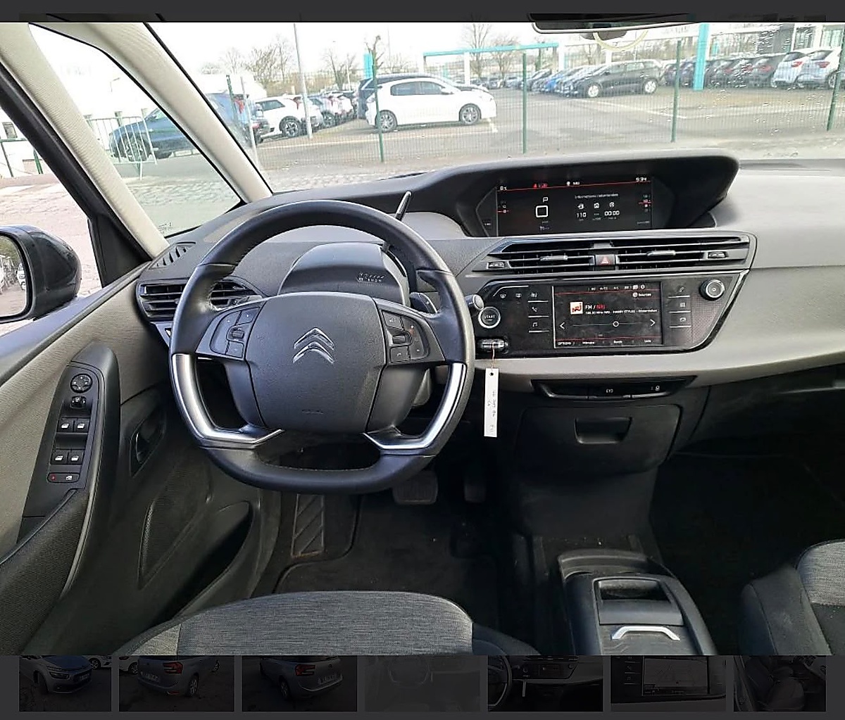 Citroën C4 Executive View 4