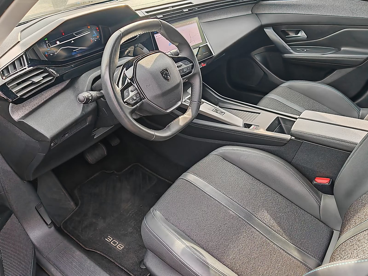 Peugeot 308 View 5
