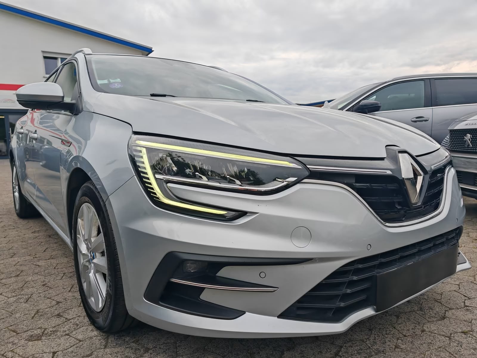Renault Megane Plug-in Front Angle View